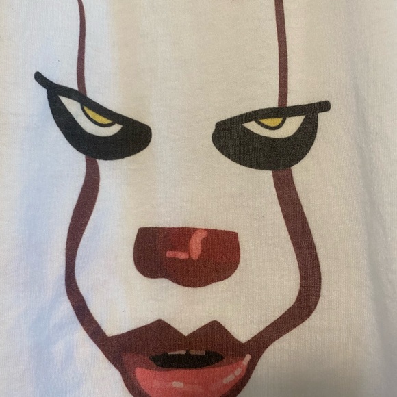 IT Pennywise Muscle Tank - White - Medium - Picture 6 of 6